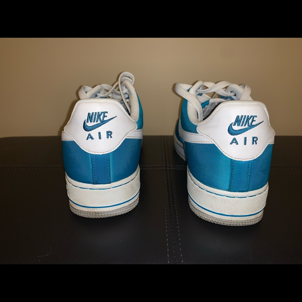 Nike Air Force 1 - Picture 4 of 5